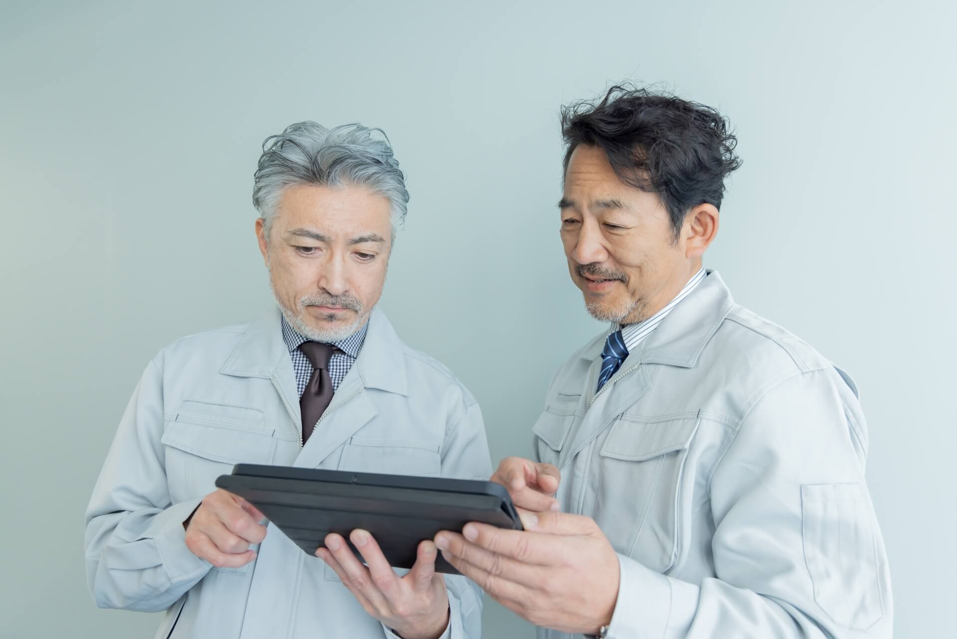 現場職人のITアレルギーを解消し定着化させる導入フロー